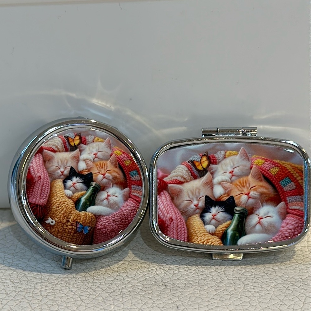 Cat Patterned Sweaters Print Pill /Small Jewelry Organizer Set NIB Set Of 2